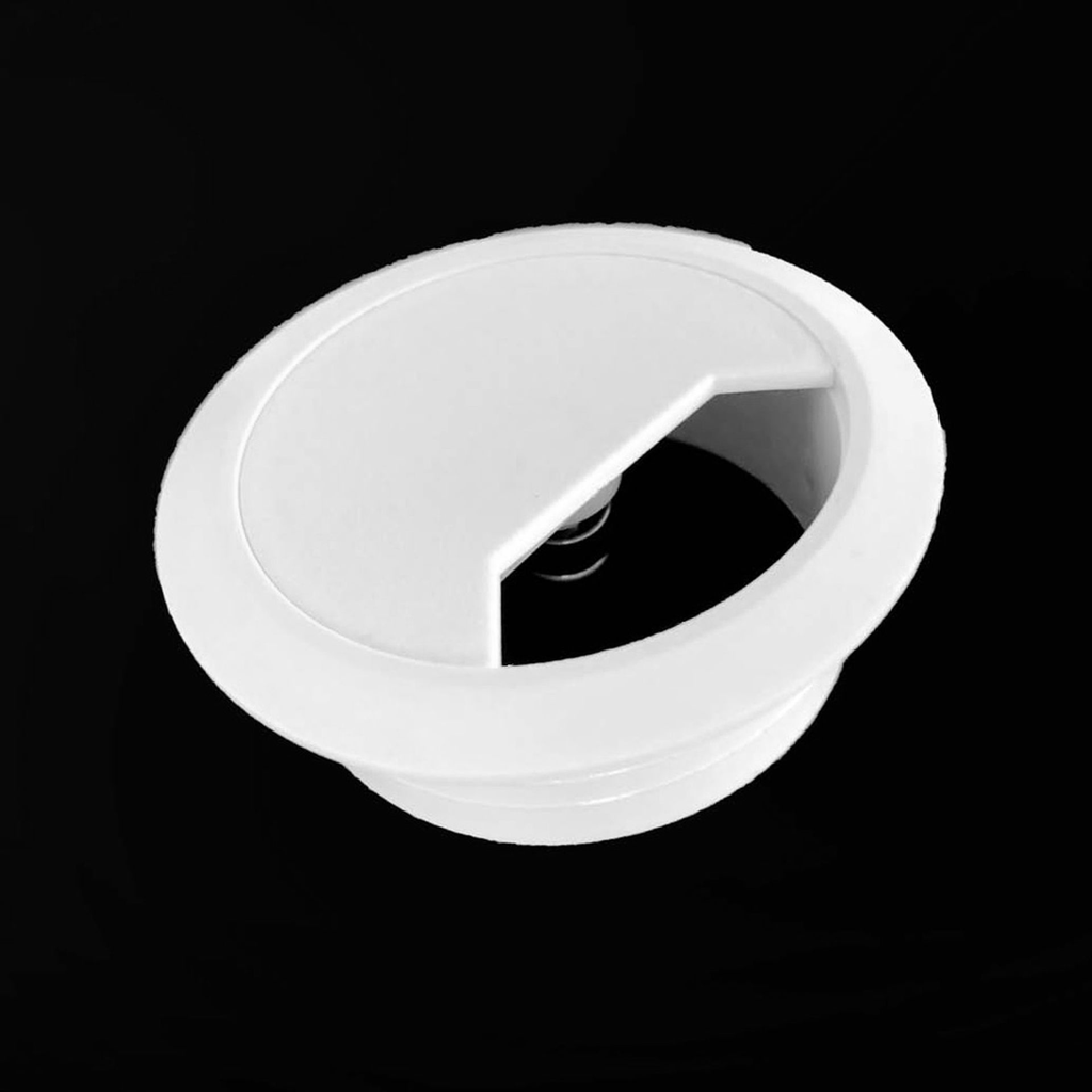 Läpivienti holkki_02.webp